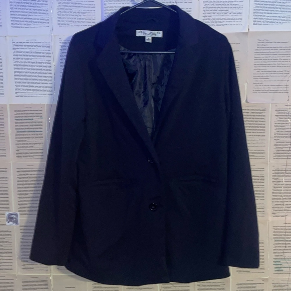 Black Vine and Valley Women’s Blazer with silky inside